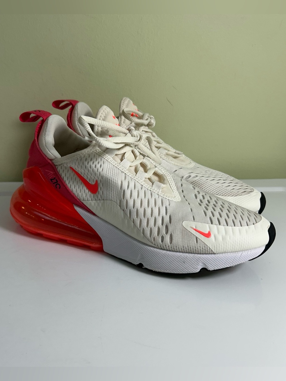 Nike Air Max 270 Running Shoes Sneakers Women's Size 8 White Pink Sail Aster GUC